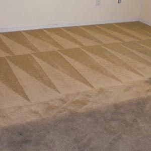 Before and after carpet cleaning 3