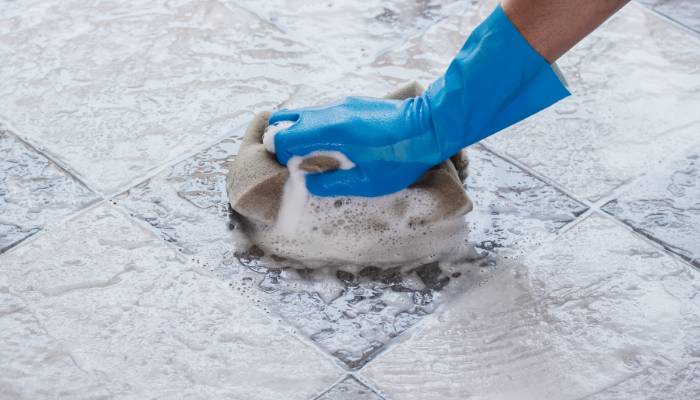 Cleaning Concrete Floors & Carpet. Tile Scrubbing. Floor Sweeping